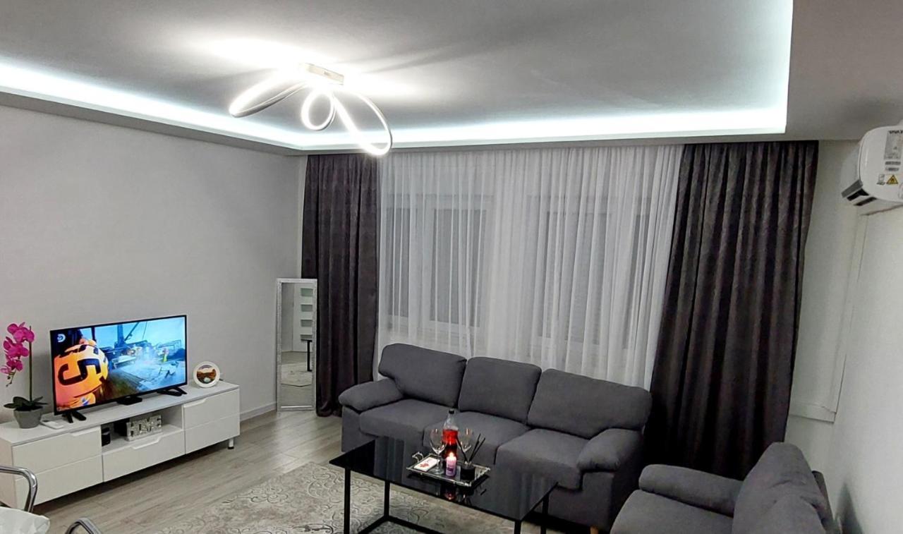 Big Delux Apartment Мостар Экстерьер фото